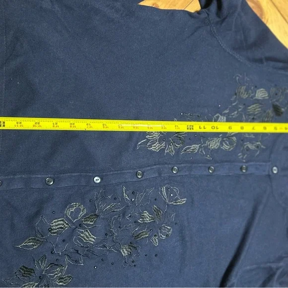 Croft & Barrow Navy Blue Sweater - Picture 8 of 12